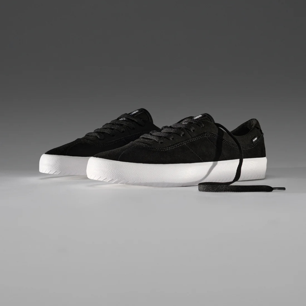 Globe - Melbek - Black White