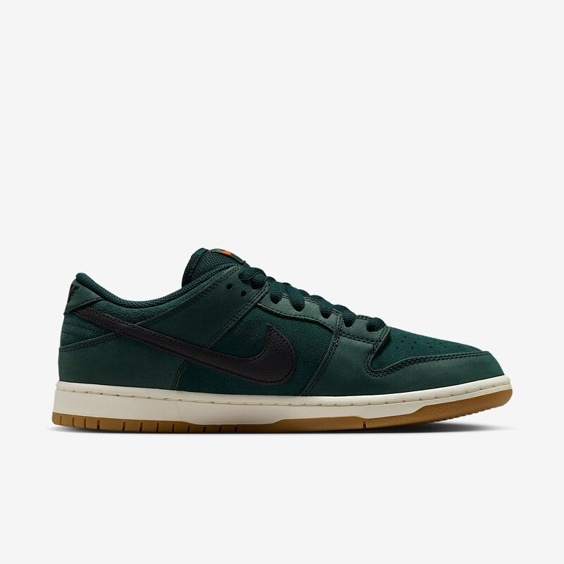 NIKE SB Dunk Low "Deep Fir"