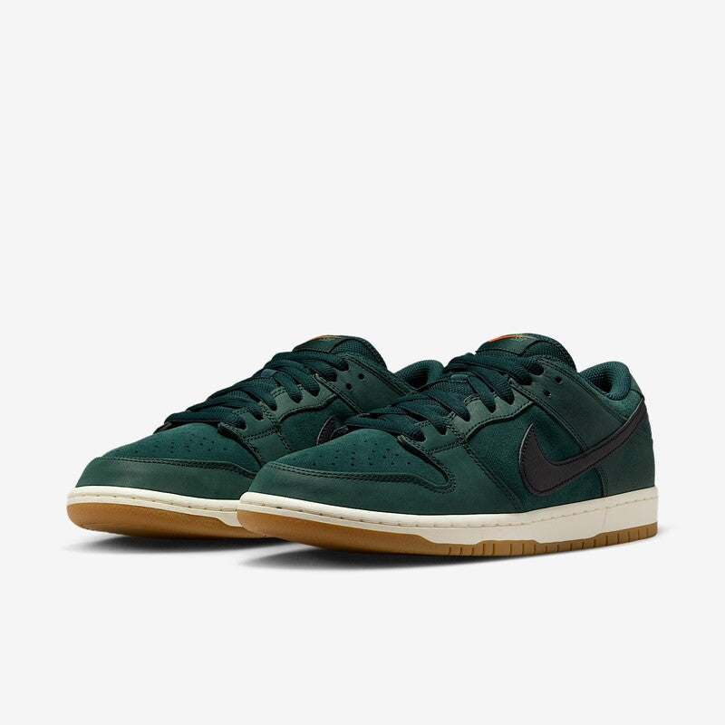 NIKE SB Dunk Low "Deep Fir"