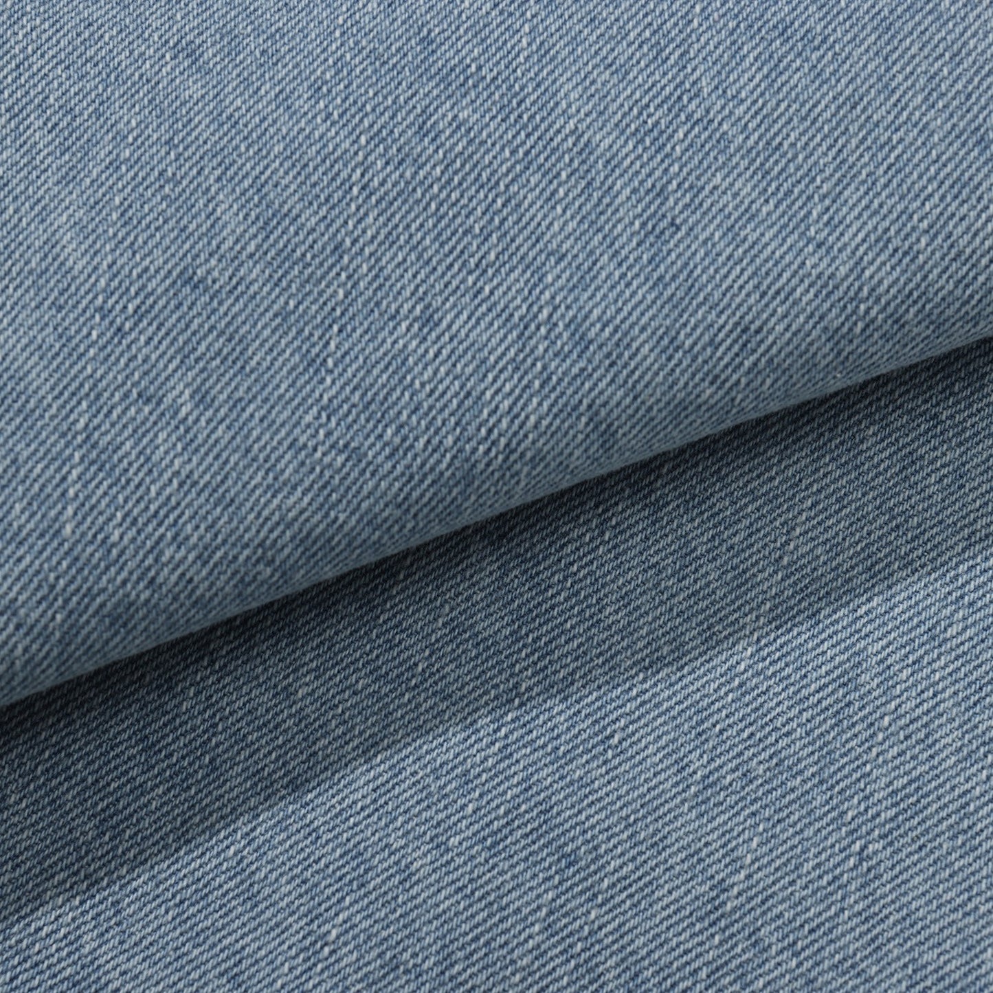 CLASSIC DENIM SHORT WASHED LIGHT BLUE