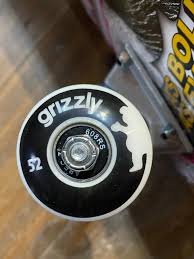 GRIZZLY LOGO WHEELS - ROUND 52MM/100A